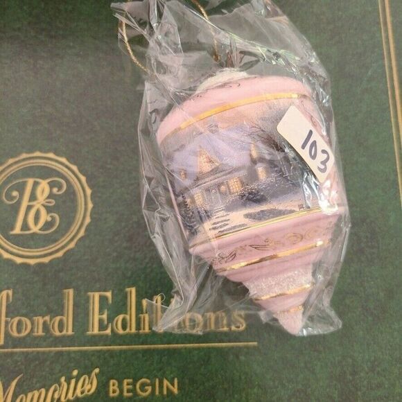 Thomas Kinkade Bradford Editions Heirloom Glass Ornament Christmas Eve Pink New - Picture 8 of 8